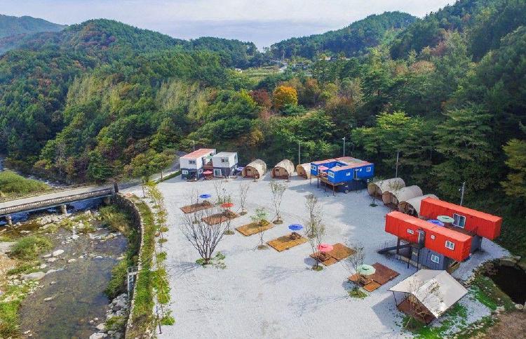 서울 근교 계곡 글램핑, 올여름 진짜 힐링은 여기서! 감성·반전 가득한 인기 명소 총정리