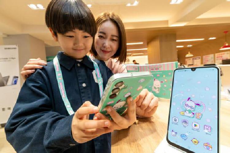 폼폼푸린 키즈폰