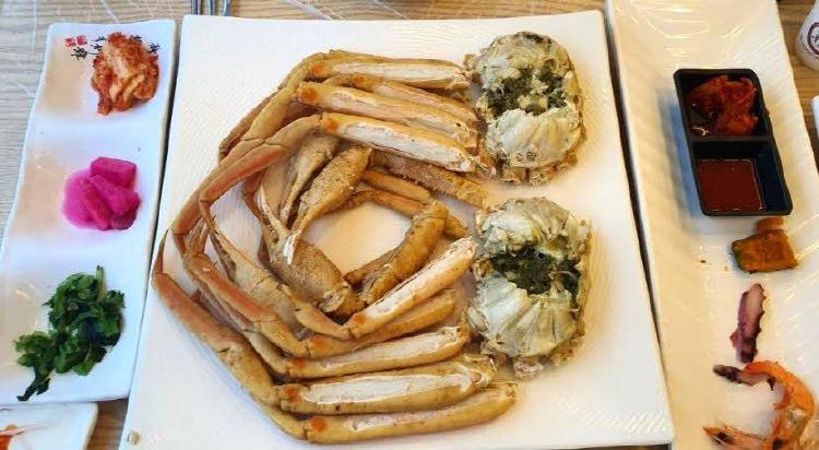 울진 대게 맛집, 살 터지는 대게 한 마리에 5만 원? 가성비 대박